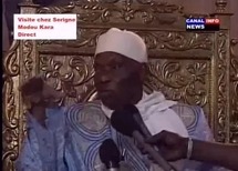 Visite du Président sortant Abdoulaye Wade chez Serigne Modou Kara Mbacké (Vidéo) 