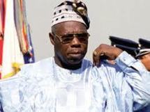 Olusegun Obasanjo de retour à Dakar pour le deuxième tour de la présidentielle