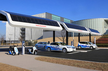 Honda présente la première station solaire à hydrogène au Japon