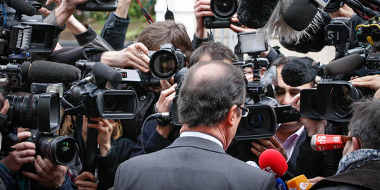 Présidentielle : le camp Hollande ne veut pas "laisser à Sarkozy les électeurs du FN"