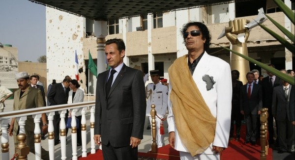 Khadafi prend sa revanche sur Sarkozy et Wade