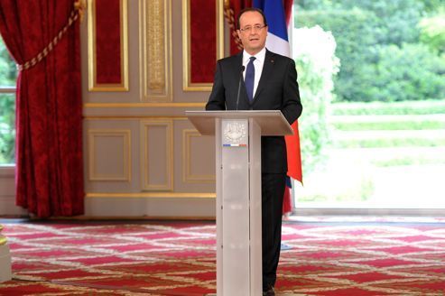 EN IMAGES : La passation de pouvoirs entre Hollande et Sarkozy