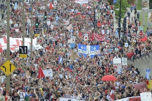 Manifestation pour la liberté de manifester à Montréal