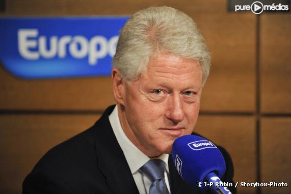 Bill Clinton défend des politiques de croissance face à la crise de l'euro