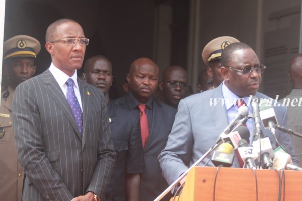 Macky Sall visite Dakar-Bango et le Prytanée militaire de Saint-Louis