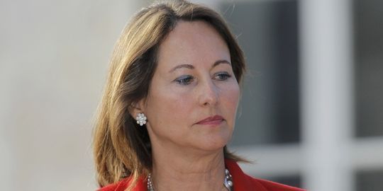 Ségolène Royal, battue à La Rochelle, dénonce une "trahison politique"