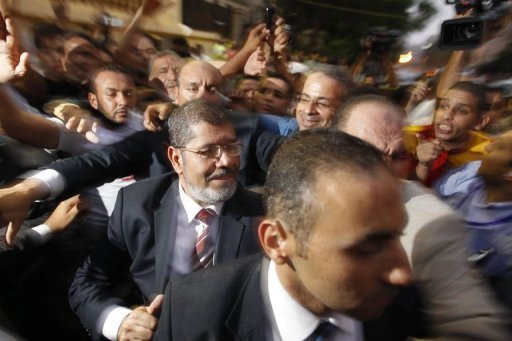 Egypte: Morsi élu président, selon les Frères Musulmans