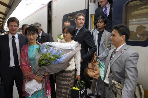 Aung San Suu Kyi menacée d'expulsion de sa maison