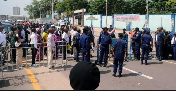 Confinement au Congo: Des magasins pillés à Brazzaville pendant le couvre-feu