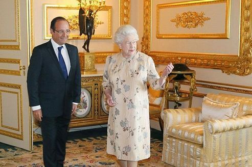 François Hollande en tête à tête avec la reine Elizabeth