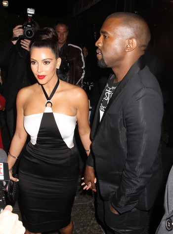 Kanye West : 1 million de dollars pour Kim !