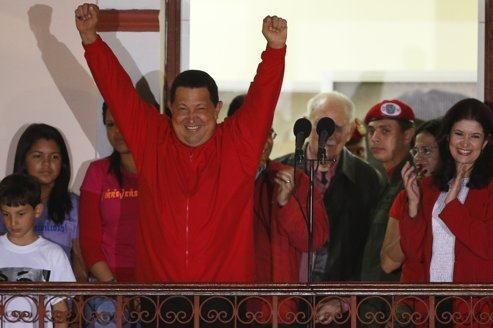 Hugo Chavez réélu président du Venezuela jusqu'en 2019