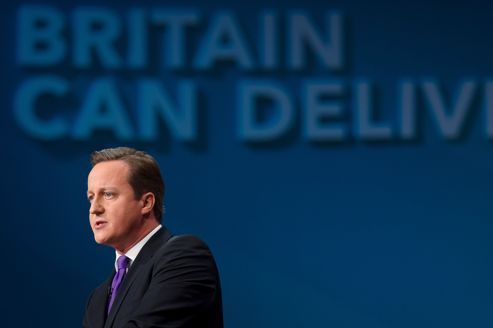 David Cameron promet des temps «douloureux»