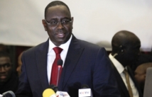 Macky Sall gâte les religieux et prévoit de rationnaliser les partis politiques