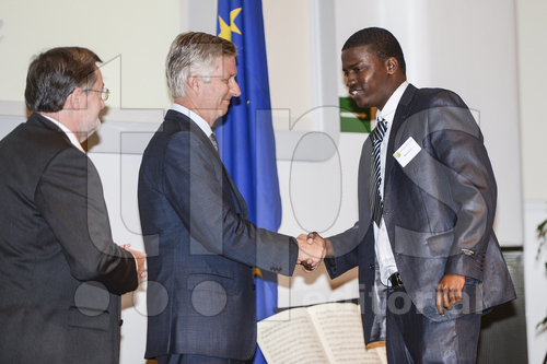 Belgique : Le sénégalais Khali Ly sauve un belge et reçoit une médaille du Prince Philippe