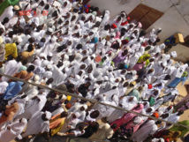 Foule monstre au domicile de Serigne Mansour Sy