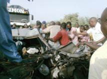 Collision entre un véhicule de transport en commun de type 7 places et un 4x4