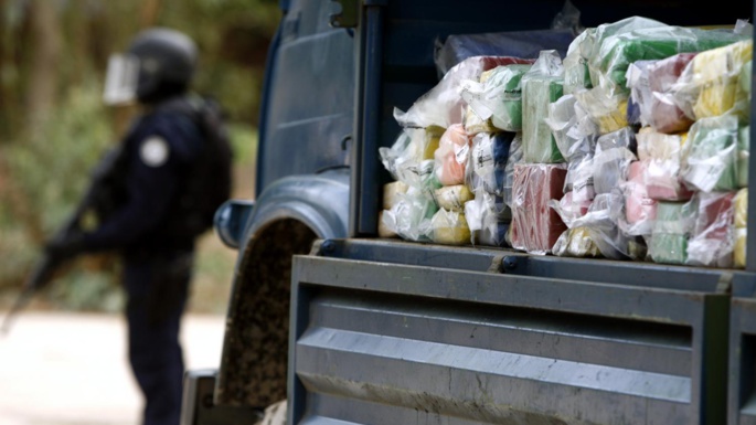 Le chauffeur A. S. avait dissimulé 114 kg de drogue dans la malle de son «clando» : Il encourt  10 ans de travaux forcés