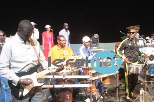 [Photos] Youssou Ndour réussit son concert sans Habib Faye, Jimmy Mbaye et Assane Thiam