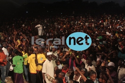 [Photos] Youssou Ndour réussit son concert sans Habib Faye, Jimmy Mbaye et Assane Thiam