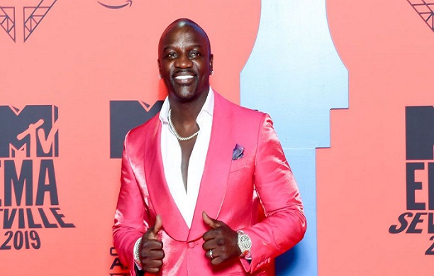 Akon défendu par sa tante: “Xamul goordjiguéne té du and ak…" *                             