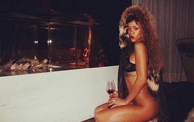 Rihanna provoque la colère de sa mère (photo)