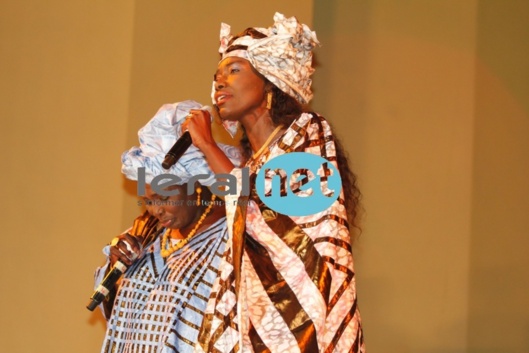 [Photos] Pour l'anniversaire de ses 23 ans de carrière, Coumba Gawlo Seck met le "feu" au Grand Théâtre