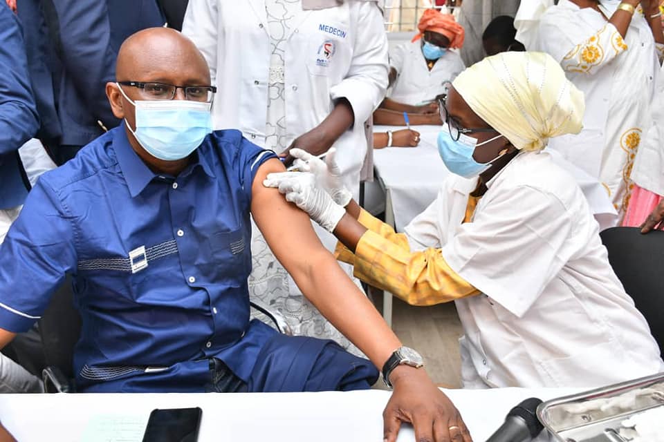 Lancement régional de la vaccination contre la Covid-19 à Nabil Choucair par le Gouverneur de Dakar (Photos)