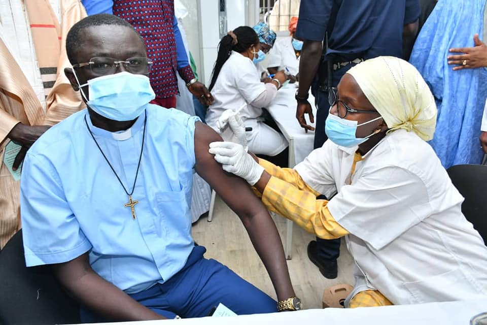 Lancement régional de la vaccination contre la Covid-19 à Nabil Choucair par le Gouverneur de Dakar (Photos)