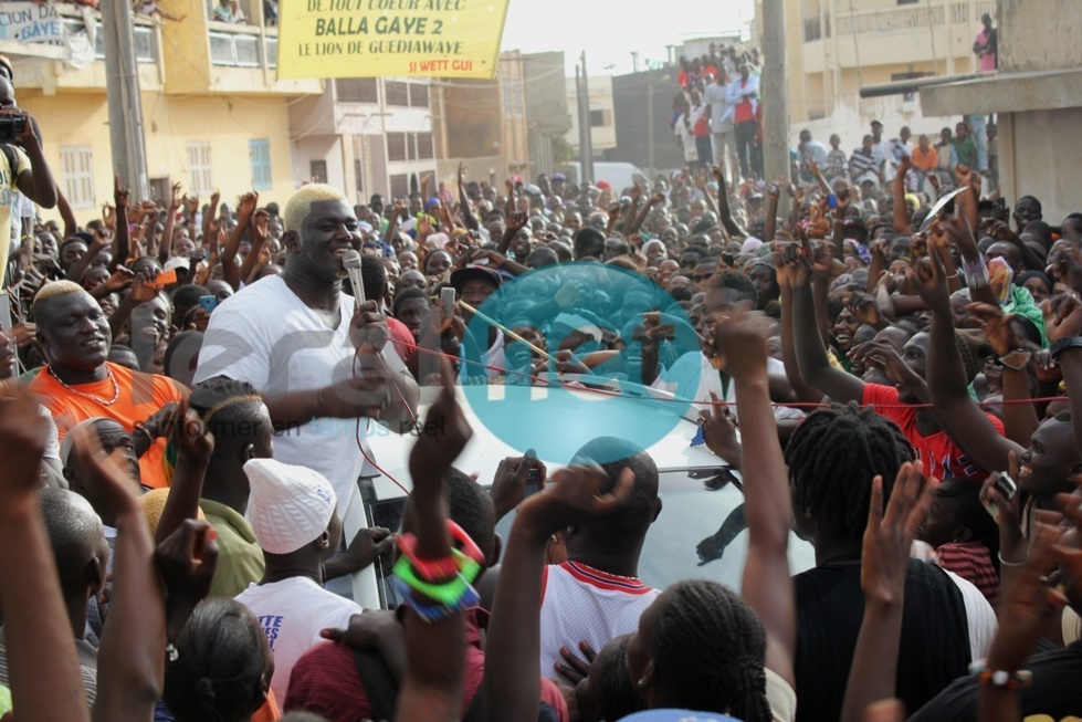 Balla Gaye 2: Le "Roi" s'offre un bain de foule