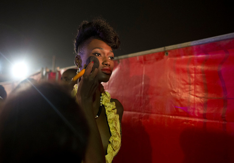 Dans les coulisses du Dakar Fashion Week!