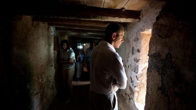 La famille Obama marquée par la visite à Gorée