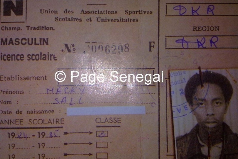 Photo-Exclusif: Carte UASSU du Président Macky Sall quand il était étudiant