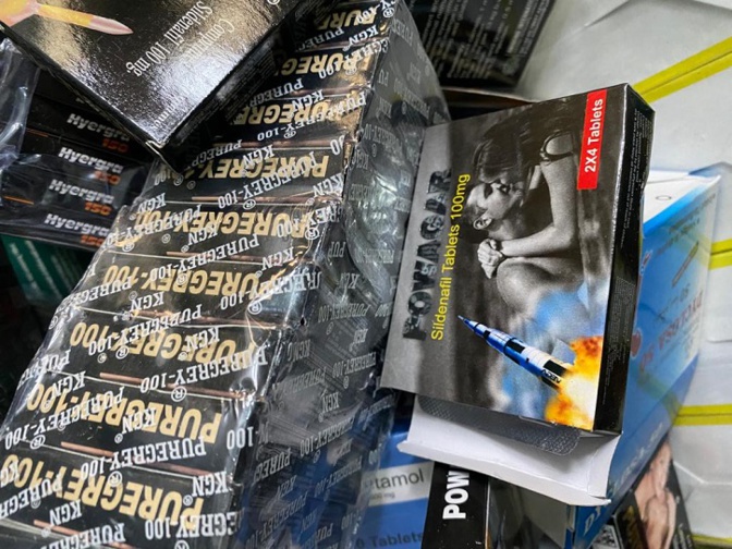 Trafic de stupéfiants : la Douane saisit de faux médicaments, de la morphine d’une valeur de 51 millions FCFA et 680 kg de chanvre indien entre Nioro et Sandiara
