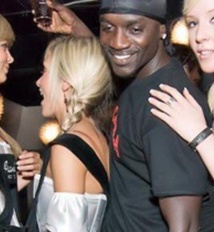 Akon: « Aucune femme ne peut satisfaire pleinement un homme. les hommes sont faits pour s’accoupler tout le temps. »