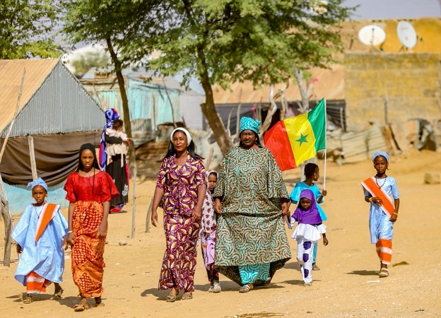 Pose de la première pierre du pont de Rosso: Macky Sall et les images de son accueil en Mauritanie