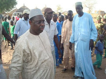 Macky Sall porte les Thiessois au pinacle