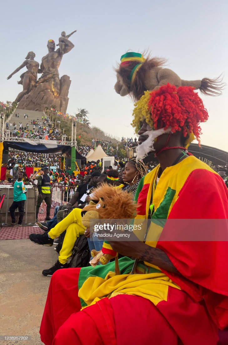 Photos - Can 2021 / Après le sacre : L’effervescence au niveau des supporters sénégalais à Dakar