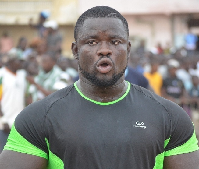 Mamadou Kandji, coach de boxe de Tay Shinger : « Quand j’ai pris le coup de Eumeu Sène, Je ne pouvais plus tenir sur mes jambes »