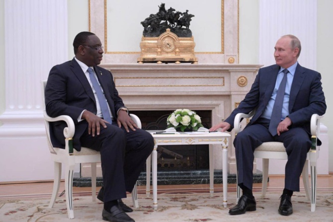 Conflit Russie-Ukraine: Le Président Macky Sall  a eu un échange téléphonique avec Poutine, ce mercredi matin