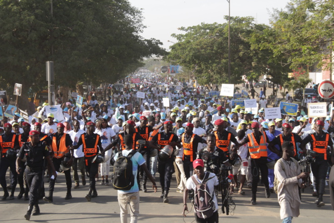 Marche contre le parrainage: Un mercredi sous haute tension