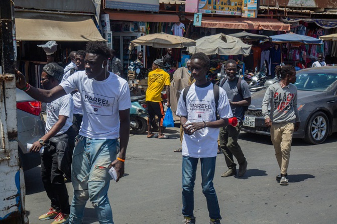 Caravane Pareel Législatives 2022 : Le mouvement Y’en a Marre en pleine action