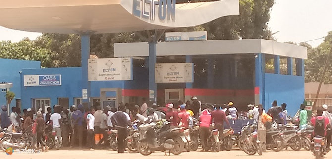 Risque de pénurie de carburant à Ziguinchor : Les Jakartamen prennent d’assaut les stations-service