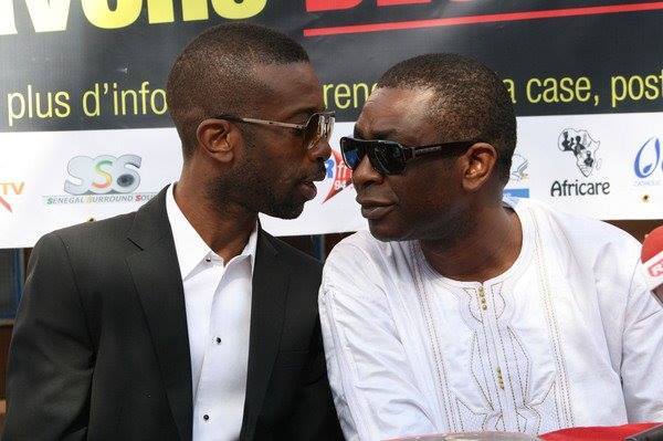 Youssou Ndour en toute complicité avec son frère Bouba Ndour