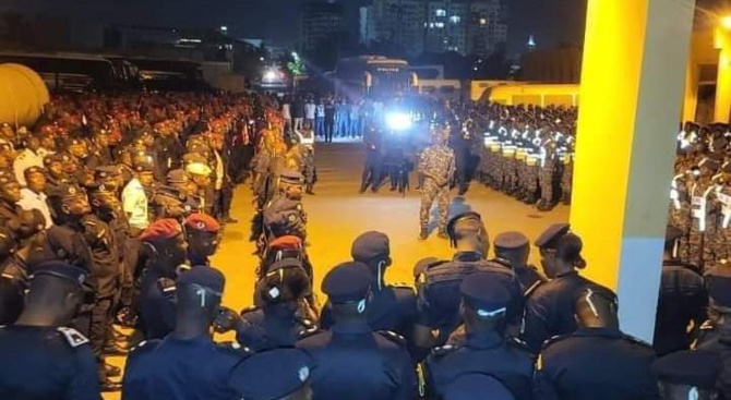 Opération de sécurisation mixte Police-Gendarmerie: 463 individus interpellés, 93 véhicules et 156 motos immobilisés à Dakar