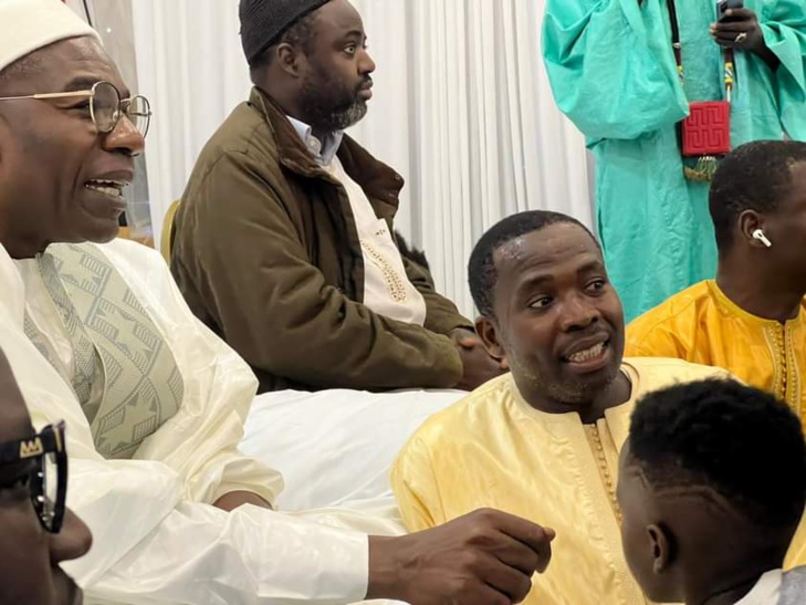 Photos / Après un Thiant international à son honneur à Paris : Des « Adiya » de plusieurs millions FCfa, destinés au prochain Magal de Touba, offerts à Serigne Saliou Ndigueul Thioune