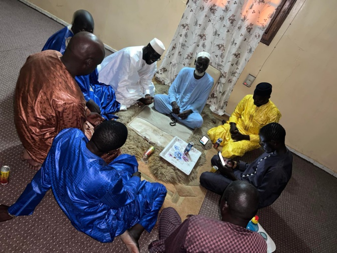 Serigne Cheikh Thioro Mbacké et son équipe chez les guides religieux Mbacké Barry, Merina Sy, Nguet, Dahra Mbayenne…