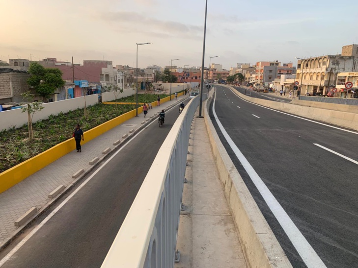 Infrastructure routière : magnifique et sublime autopont de Keur Massar