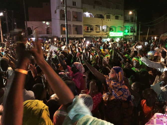 Campagne Législatives 2022 Yewwi Askan Wi - Wallu Sénégal : Barthélémy Dias rassemble du beau monde à Ouakam et à Ngor