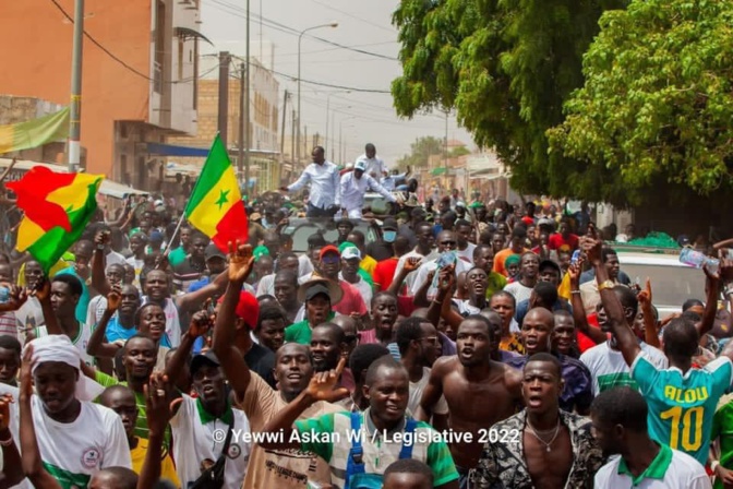 Cheikh Tidiane Dièye et YAW : A Mbour, Sandiara, Thiadiaye, Djilass, Diofior, Fimela, Fatick, une campagne bien rythmée